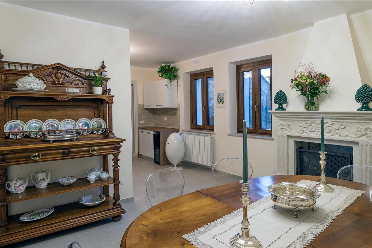 Bed and Breakfast Dimo' Re Farnese Exterior foto